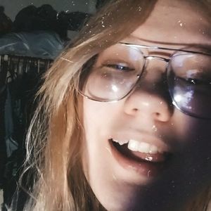 Meet your Posher, Isabelle